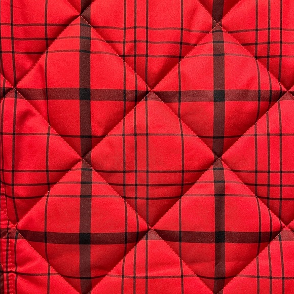 Jones New York Red/Black Plaid Quilted Vest Size XL - Picture 9 of 13